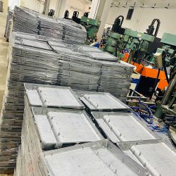 ตัวเรือนฟลัดไลท์หล่อขึ้นรูป